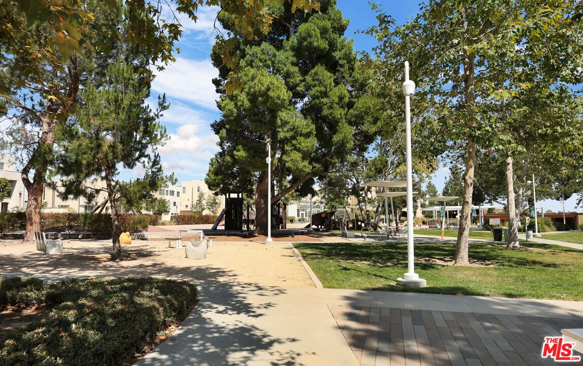 116 Catalyst Irvine, CA 92618 - Photo 72 of 75