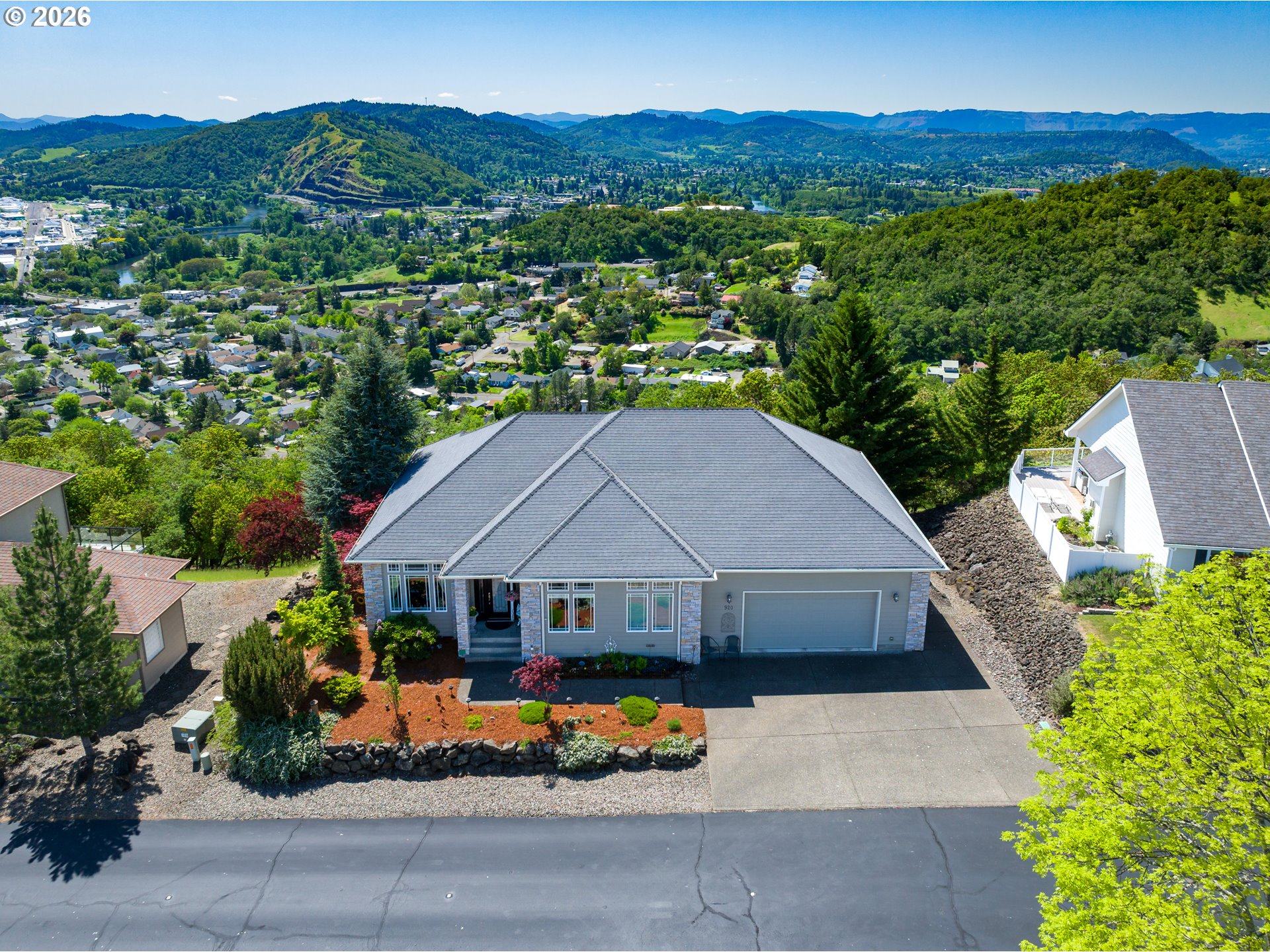 920 Northeast Granite Ridge Roseburg, OR 97470 - Photo 46 of 48