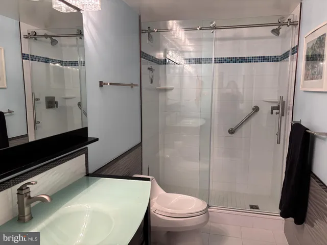 $2,850 | 5225 Pooks Hill Road, Unit 528N, Bethesda, MD 20814