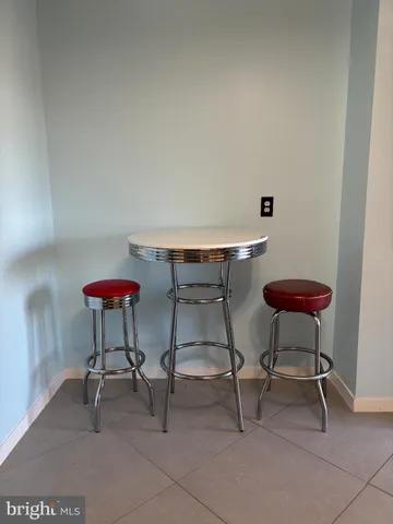 $2,850 | 5225 Pooks Hill Road, Unit 528N, Bethesda, MD 20814