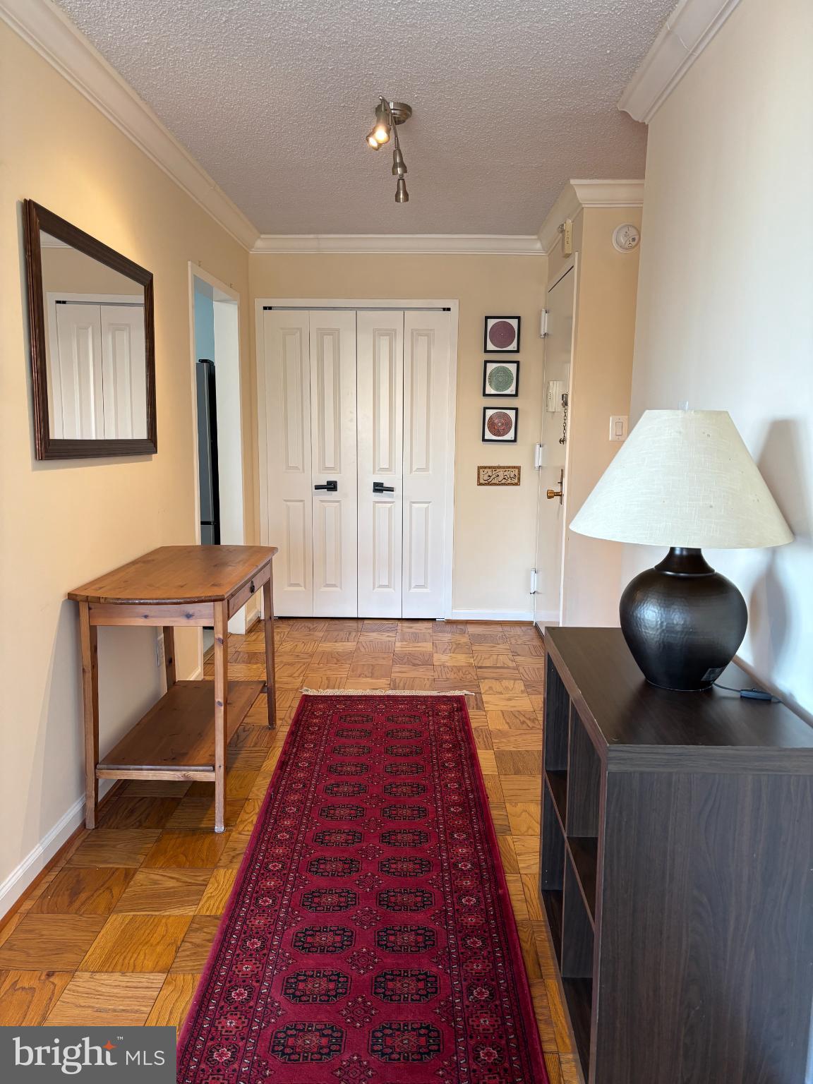 5225 Pooks Hill Road, Unit 528N Bethesda, MD 20814 - Photo 2 of 31 Foyer with Coat Closet