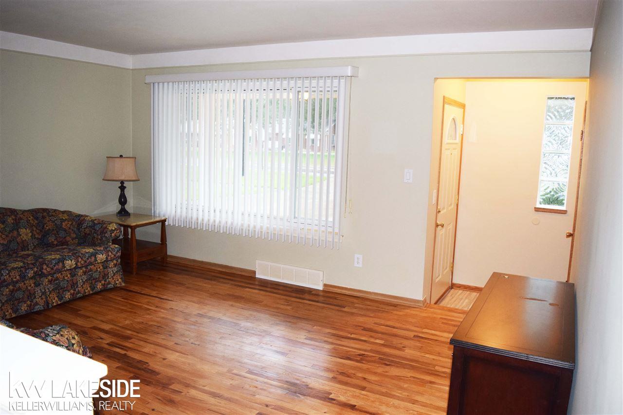 8971 Clinton River Road Sterling Heights, MI 48314 - Photo 6 of 19 31361698-5.JPG