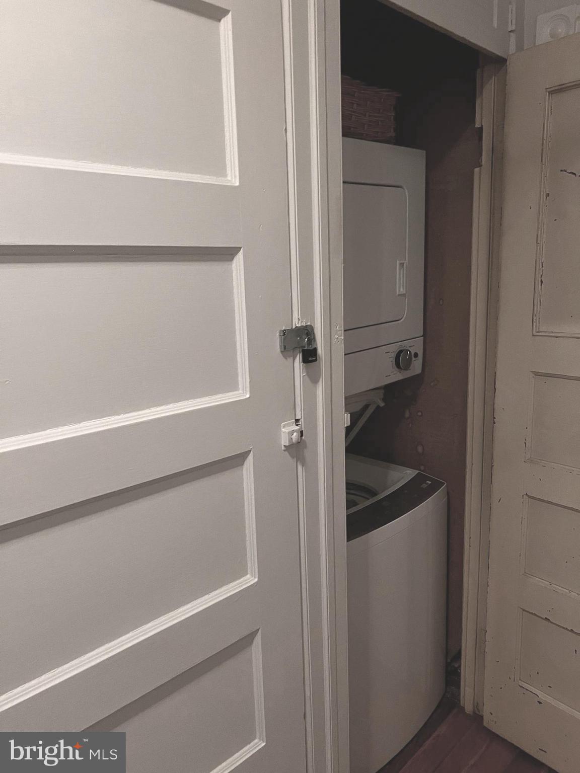 471 Gerhard Street Philadelphia, PA 19128 - Photo 15 of 16 Shared 2nd Fl Washer/Dryer