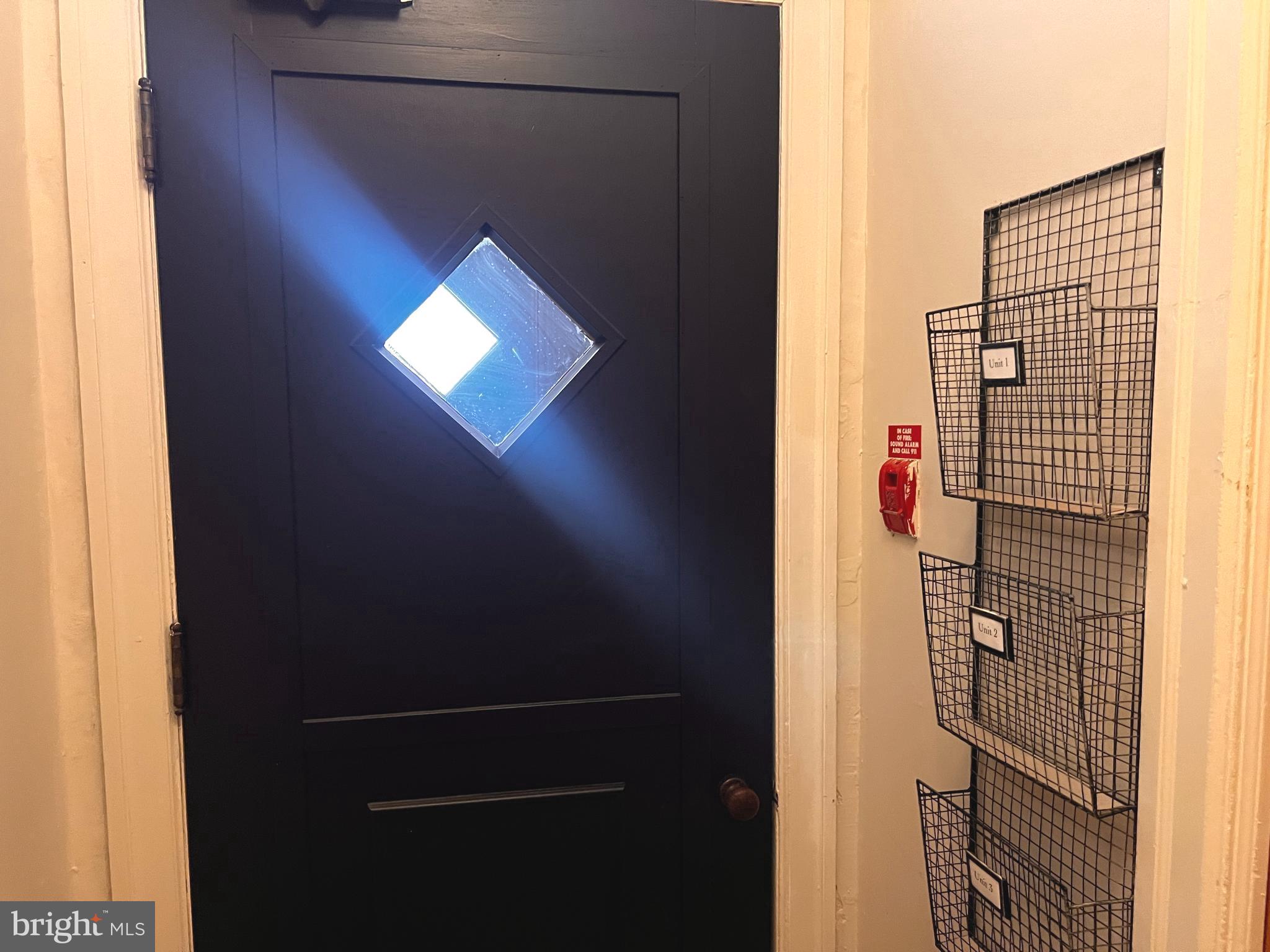 471 Gerhard Street Philadelphia, PA 19128 - Photo 16 of 16 Entry