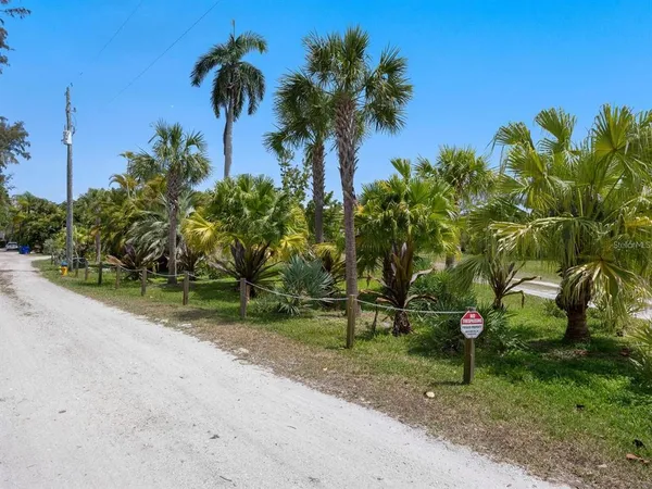 $1,000,000 | 6608 Gulf Of Mexico Drive, Longboat Key, FL 34228