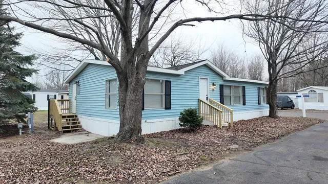 $79,900 | 1281 East Pontaluna Road, Unit 28, Spring Lake, MI 49456