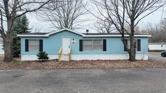 $79,900 | 1281 East Pontaluna Road, Unit 28, Spring Lake, MI 49456