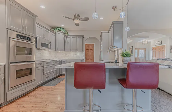 $549,900 | 236 Schmidt Drive, Hampshire, IL 60140