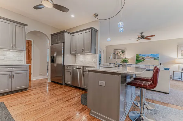 $549,900 | 236 Schmidt Drive, Hampshire, IL 60140