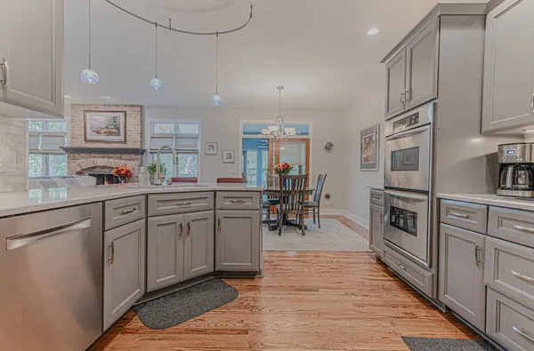 $549,900 | 236 Schmidt Drive, Hampshire, IL 60140