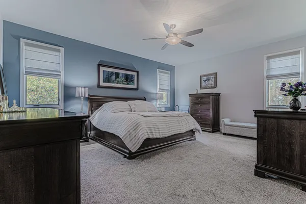 $549,900 | 236 Schmidt Drive, Hampshire, IL 60140
