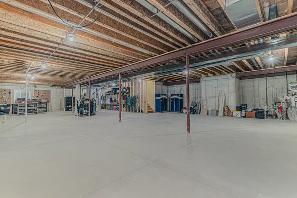 $549,900 | 236 Schmidt Drive, Hampshire, IL 60140