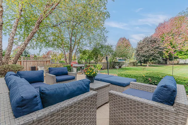 $549,900 | 236 Schmidt Drive, Hampshire, IL 60140