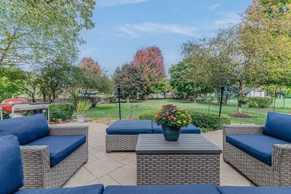 $549,900 | 236 Schmidt Drive, Hampshire, IL 60140