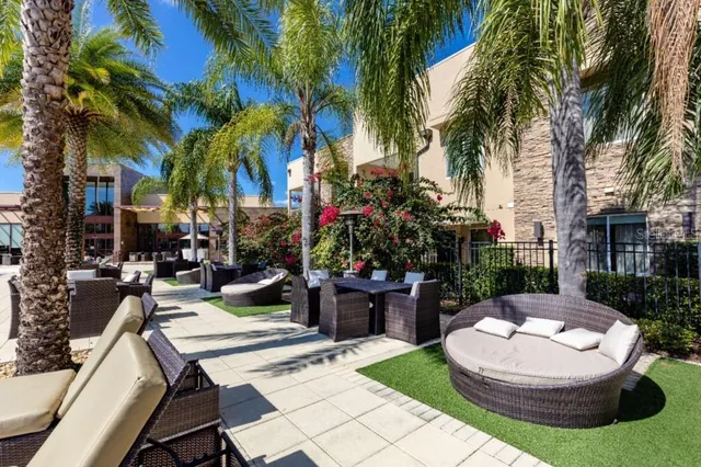 $445,900 | 7609 Recife Drive, Kissimmee, FL 34747