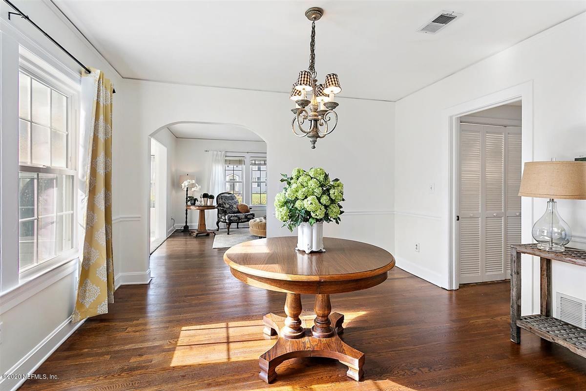 1405 Pinetree Road Jacksonville, FL 32207 - Photo 10 of 29 Dining Room 2