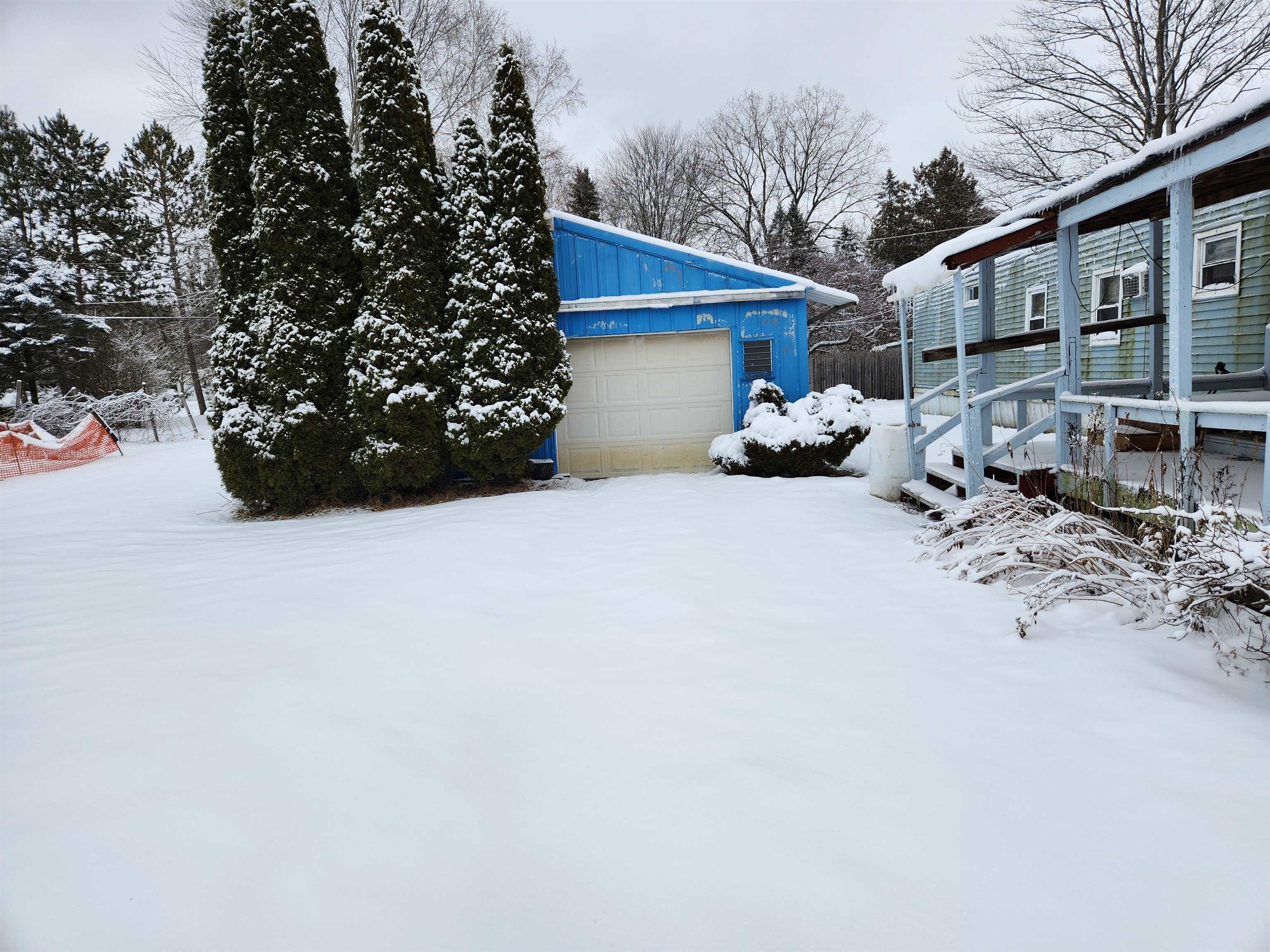3605 Pierson Road Standish, MI 48658 - Photo 2 of 15