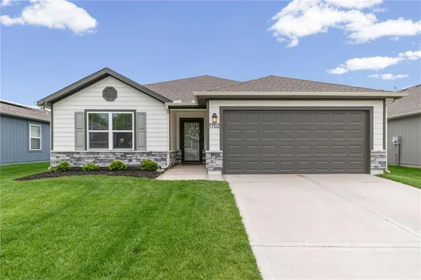 $355,000 | 1702 Maci Street, Belton, MO 64012