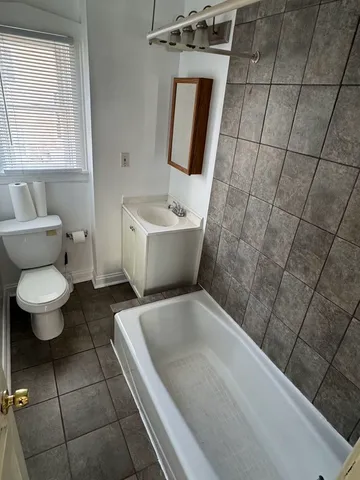 $2,100 | 7907 West Grand Avenue, Elmwood Park, IL 60707