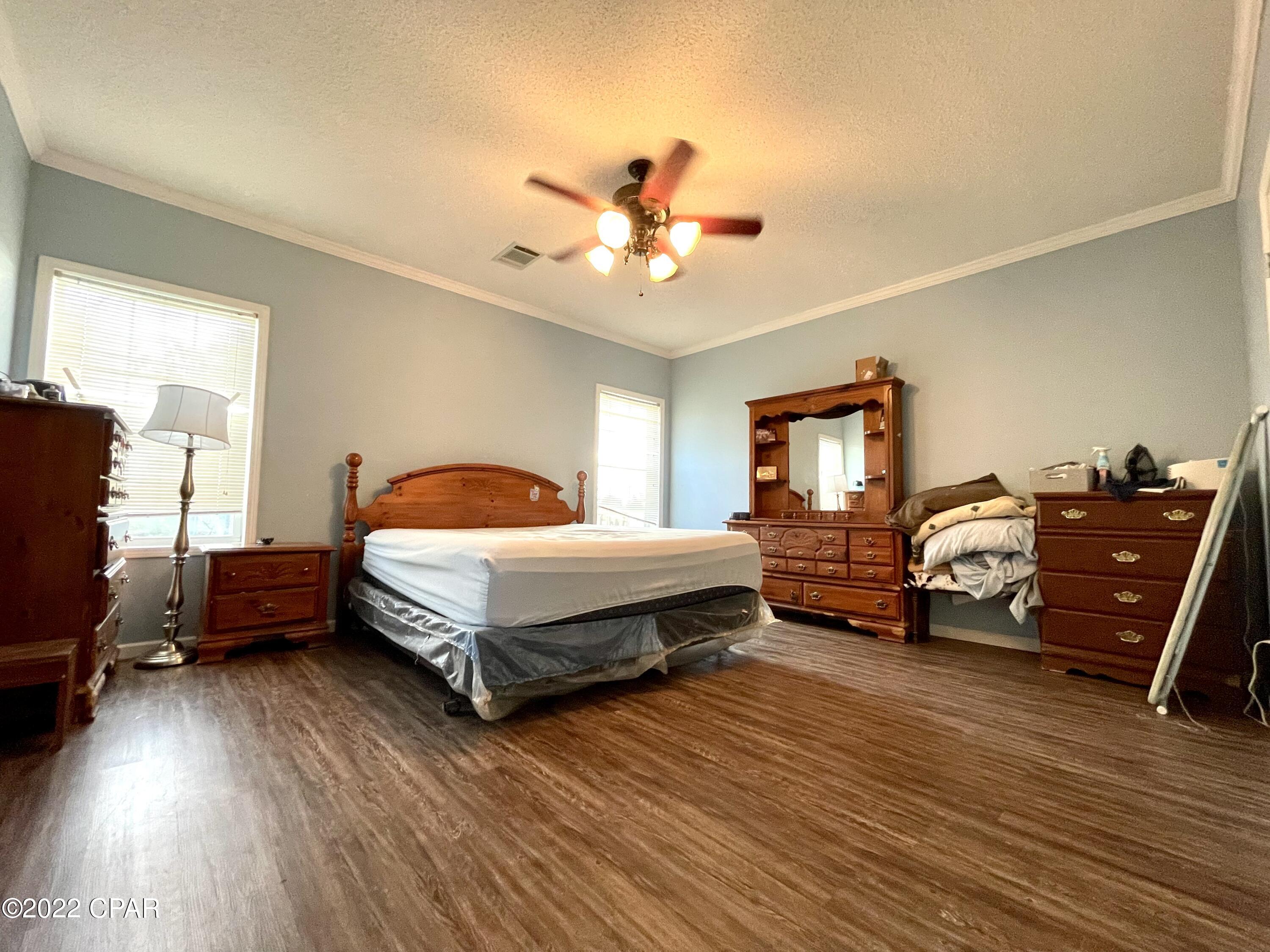 6911 Chips Drive Grand Ridge, FL 32442 - Photo 32 of 36 Gallery Image 32