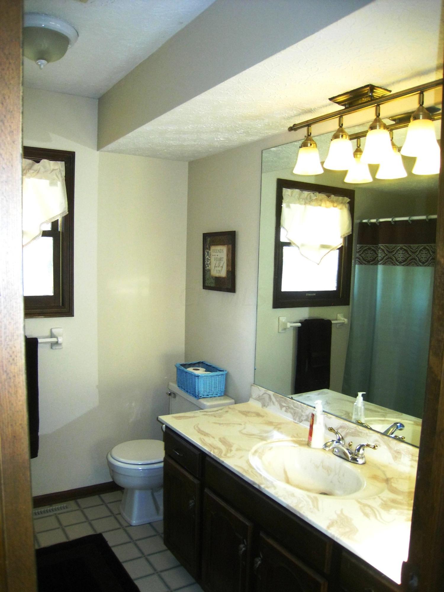 7782 Shermont Road Dublin, OH 43016 - Photo 11 of 30 Gallery Image 11