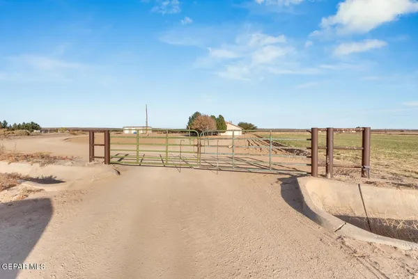 $2,500,000 | 15201 Alameda Avenue, Clint, TX 79836