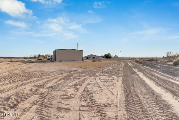 $2,500,000 | 15201 Alameda Avenue, Clint, TX 79836