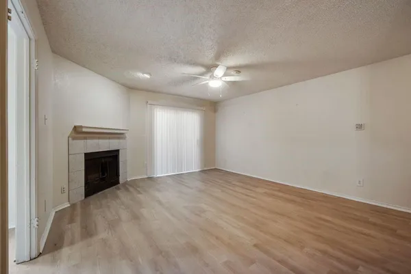 $1,695 | 336 Melrose Drive, Unit 18C, Richardson, TX 75080