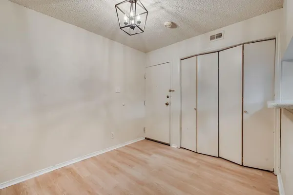 $1,695 | 336 Melrose Drive, Unit 18C, Richardson, TX 75080