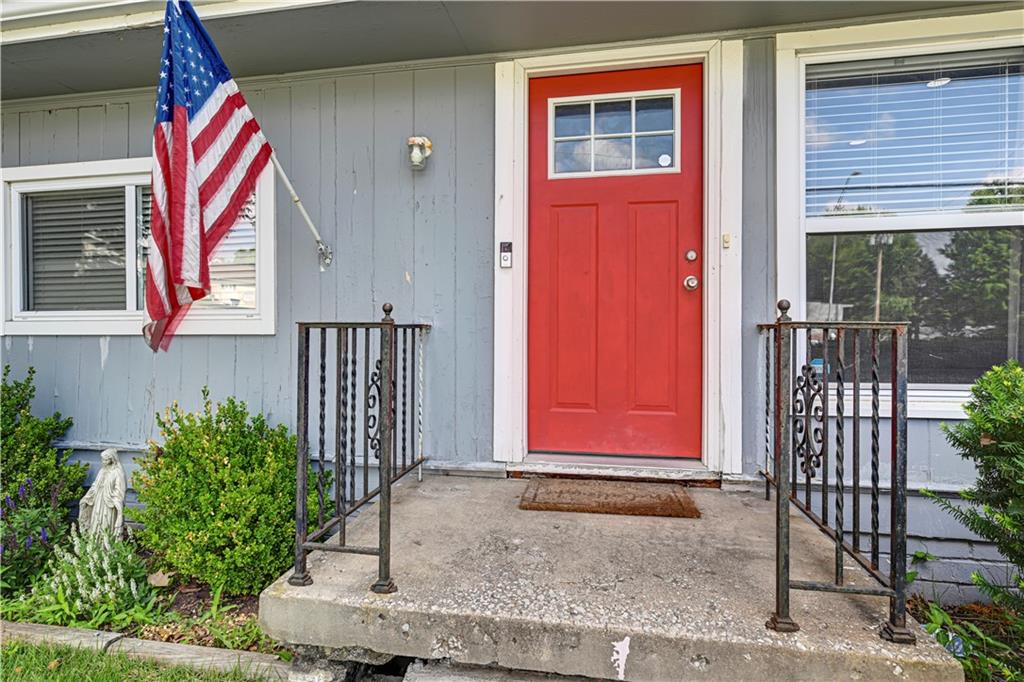 9715 Holmes Road Kansas City, MO 64131 - Photo 5 of 26