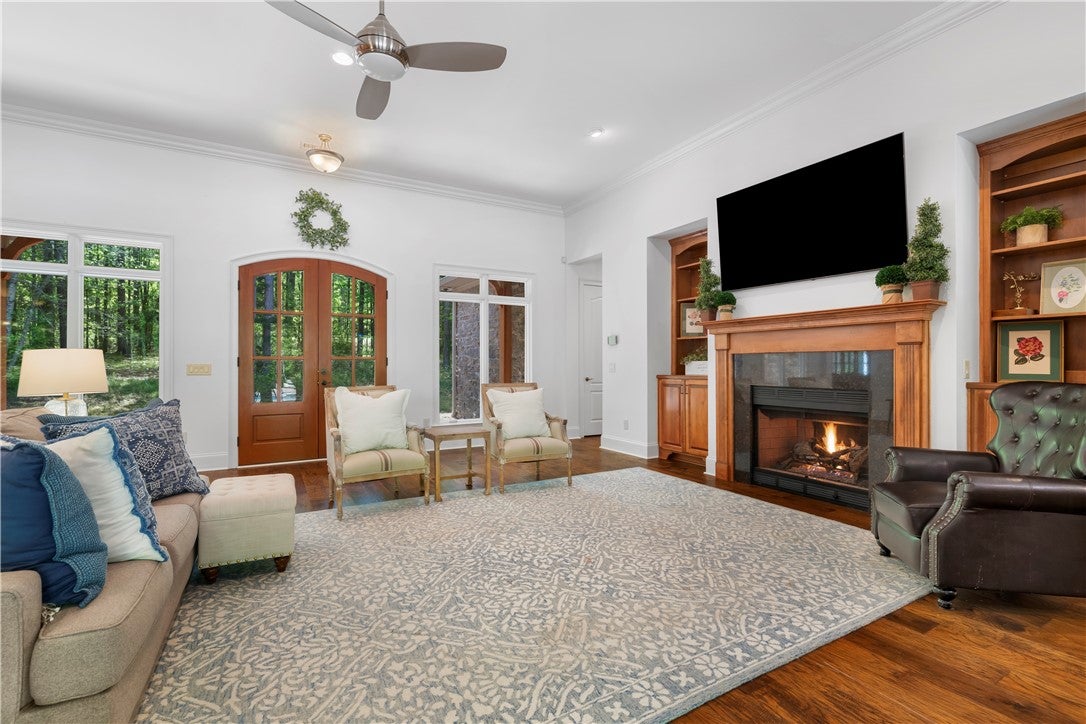 5001 Sand Hill Road Auburn, AL 36830 - Photo 10 of 47 Living Room