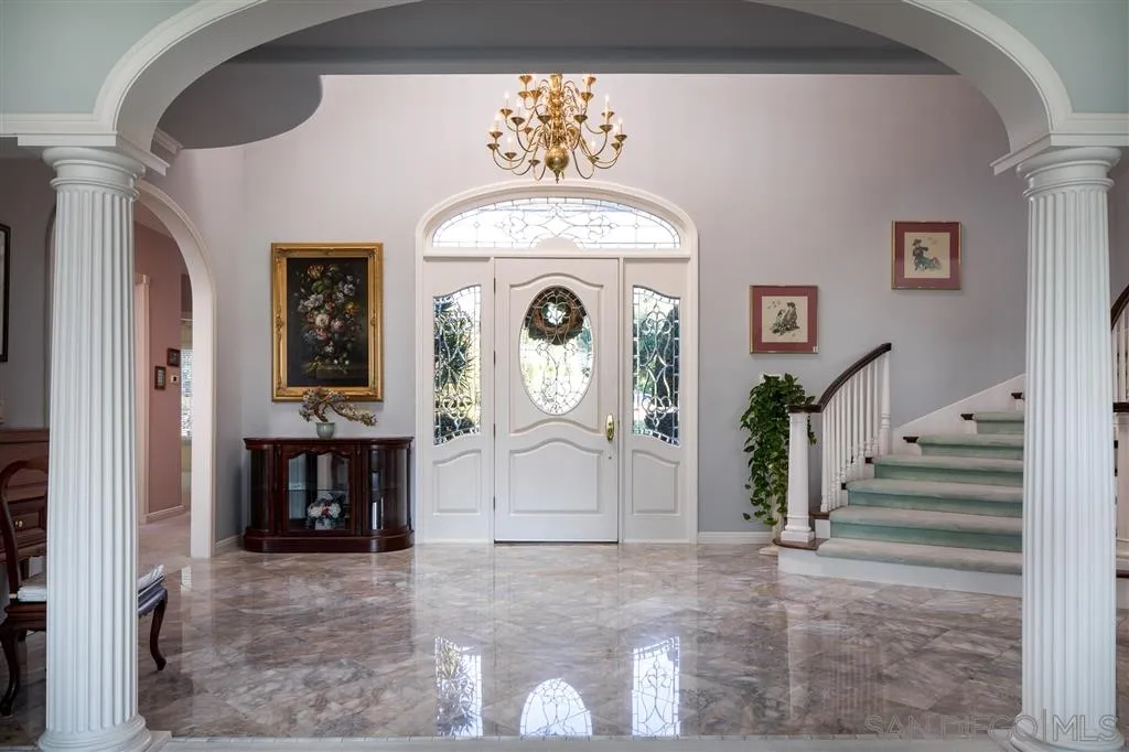 12966 Lomas Verdes Drive Poway, CA 92064 - Photo 7 of 25 a view of a entryway with furniture
