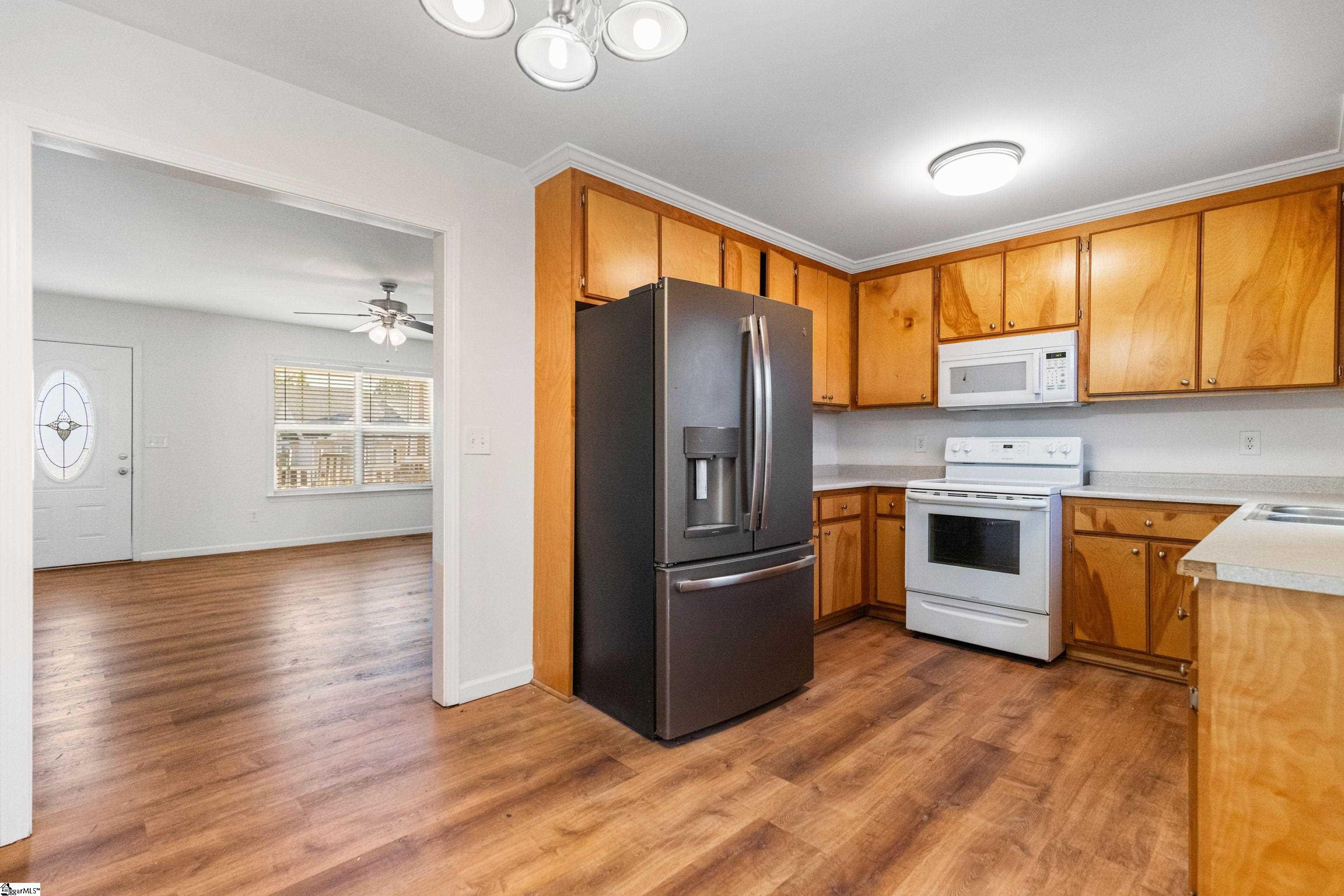 608 Ruddy Creek Circle Greer, SC 29651 - Photo 7 of 22 Gallery Image 7