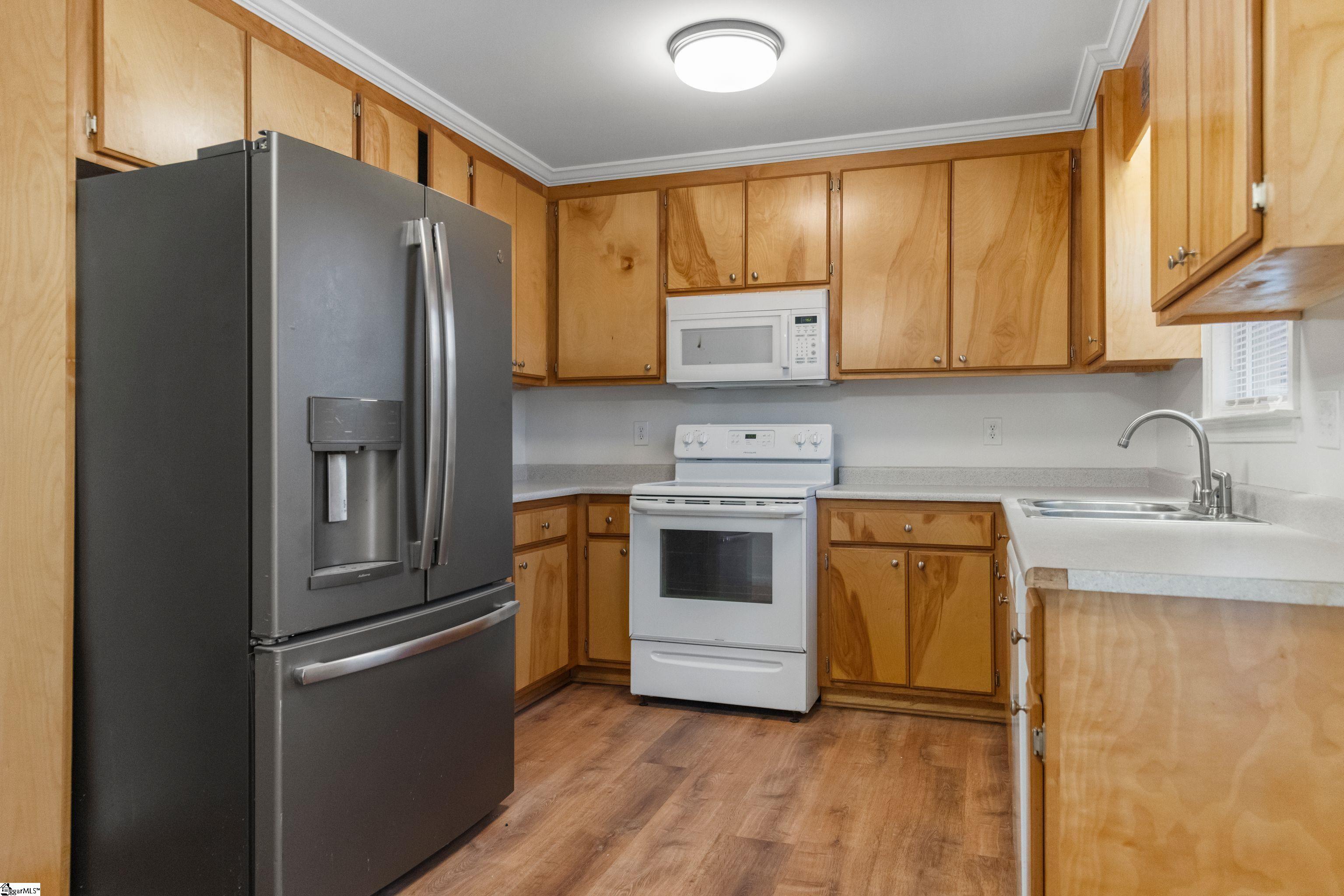 608 Ruddy Creek Circle Greer, SC 29651 - Photo 8 of 22 Gallery Image 8