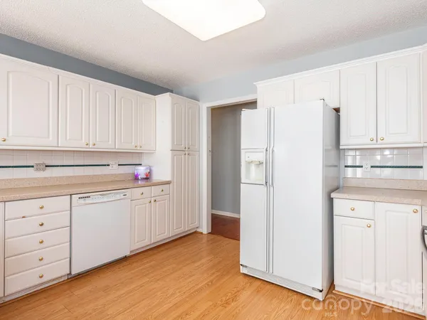 $379,900 | 4799 Morris Glen Drive, Concord, NC 28027