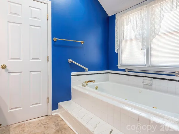 $379,900 | 4799 Morris Glen Drive, Concord, NC 28027