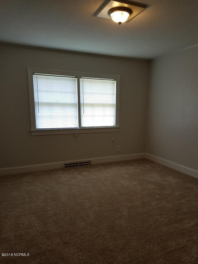 1907 Oxford Road Kinston, NC 28504 - Photo 5 of 12 bedroom