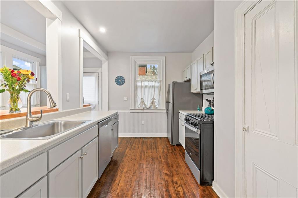2703 Brighton Road Pittsburgh, PA 15212 - Photo 7 of 24 Kitchen