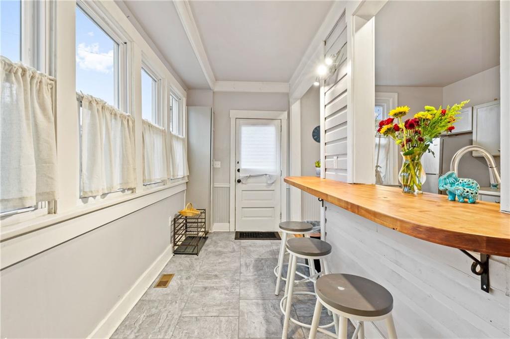 2703 Brighton Road Pittsburgh, PA 15212 - Photo 8 of 24 Kitchen island and breafast nook