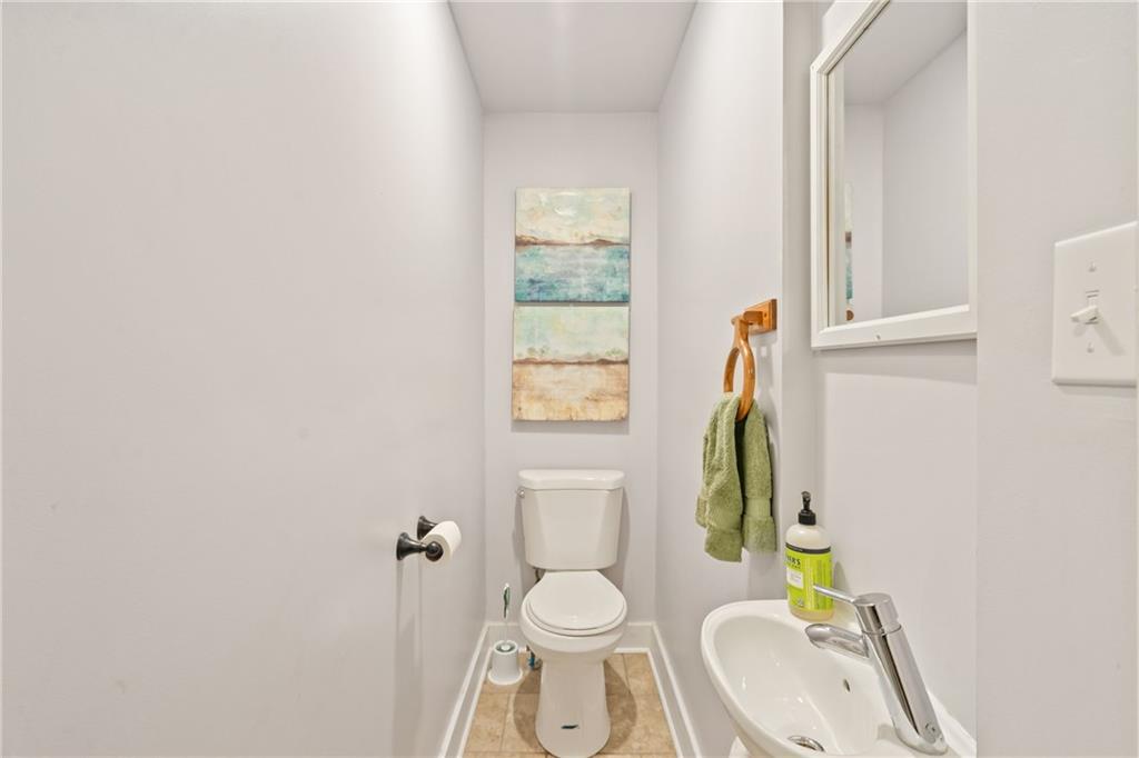 2703 Brighton Road Pittsburgh, PA 15212 - Photo 10 of 24 Half bath main level