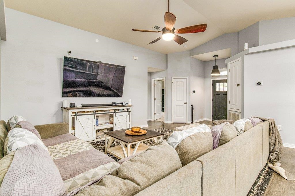 5881 Fairlands Road Milton, FL 32583 - Photo 2 of 35