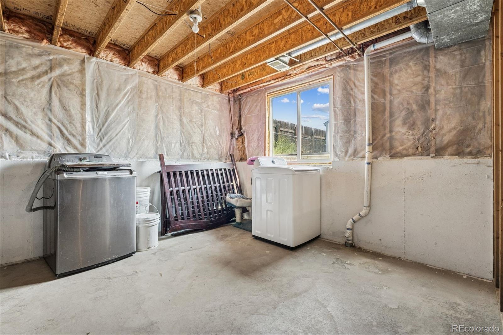 3820 Riverside Parkway Evans, CO 80620 - Photo 17 of 25 a view of a garage