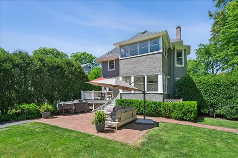 $1,759,000 | 1001 Lake Avenue, Wilmette, IL 60091