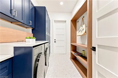 $2,999,000 | 2200 11th Street North, Naples, FL 34103