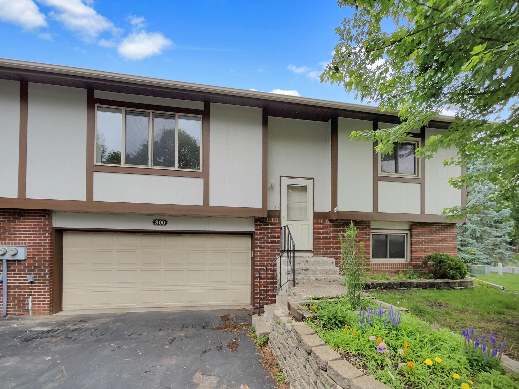 800 125th Ln Northeast  