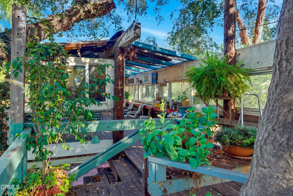 1400 Park Road Ojai, CA 93023 - Photo 29 of 67 an outdoor space with plants