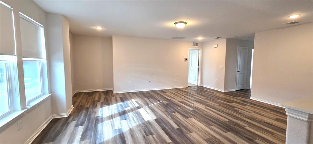 916 Elizabeth Street Anna, TX 75409 - Photo 7 of 31