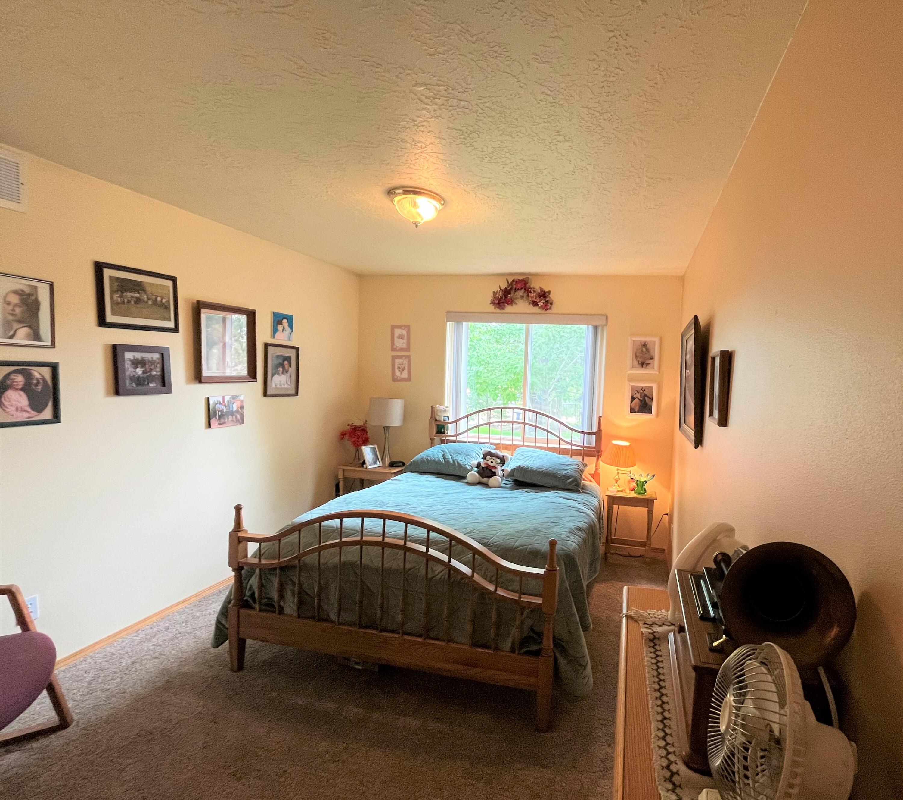 2825 Northeast Yellowpine Road Prineville, OR 97754 - Photo 14 of 25 Bedroom 2