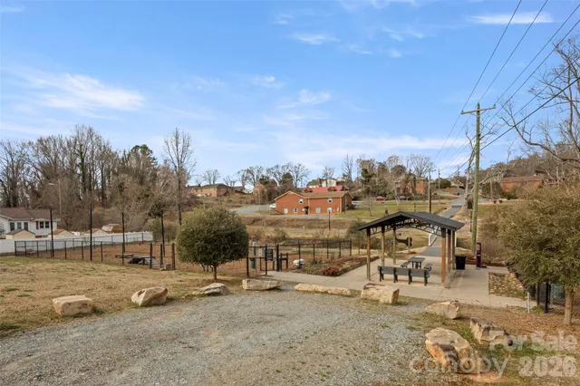 $200,000 | 342 North Cleghorn Street, Rutherfordton, NC 28139