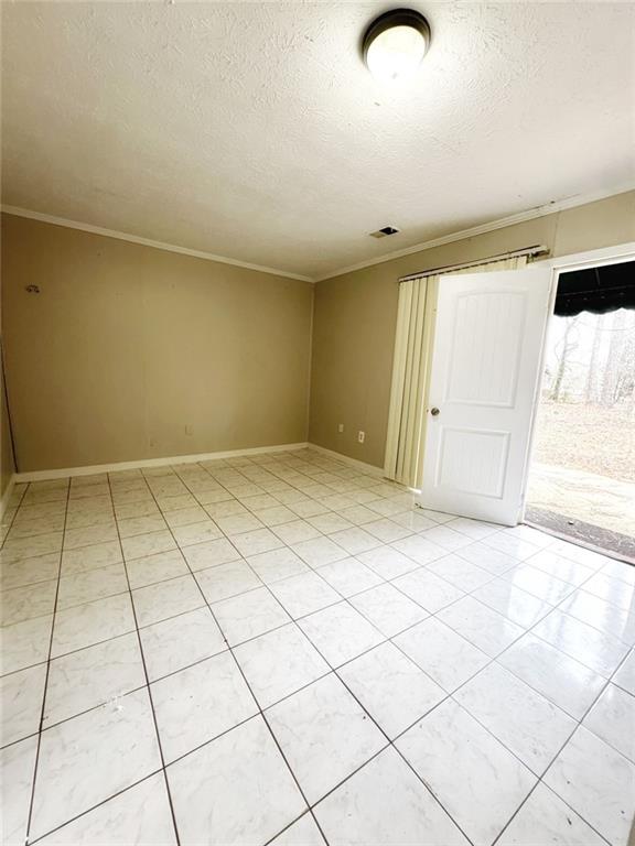 392 Harmony Grove Road Lilburn, GA 30047 - Photo 13 of 25